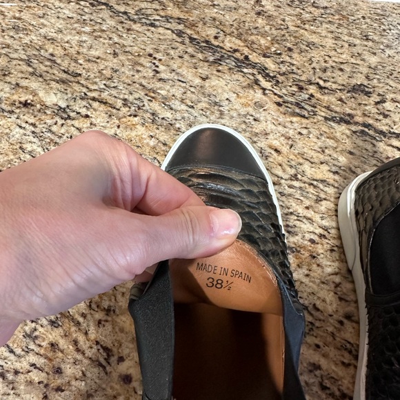 Jimmy Choo Black Textured High-Top Sneakers - Picture 3 of 8